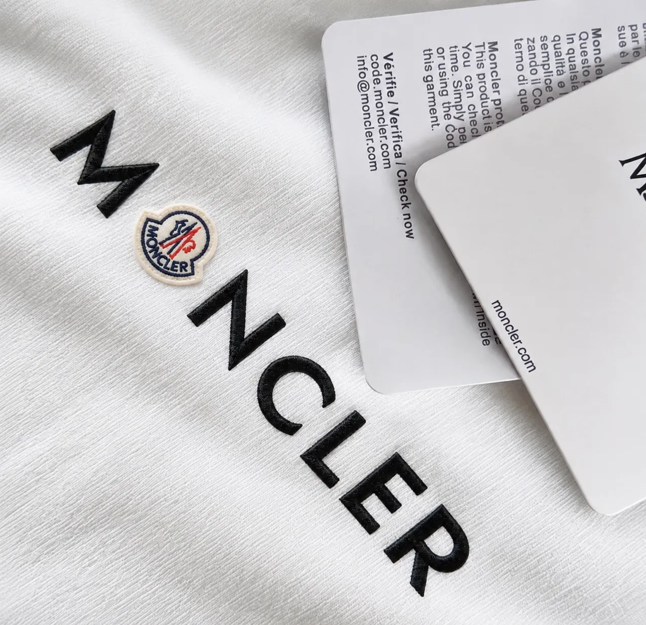 moncle～ logo 《 》7a tee ， Same Style ， : Black White Coffee Brown Size：S（90-130 ） M（125-150 ） L（135-165 ） XL（160-190 ） XXL（185-220 ）